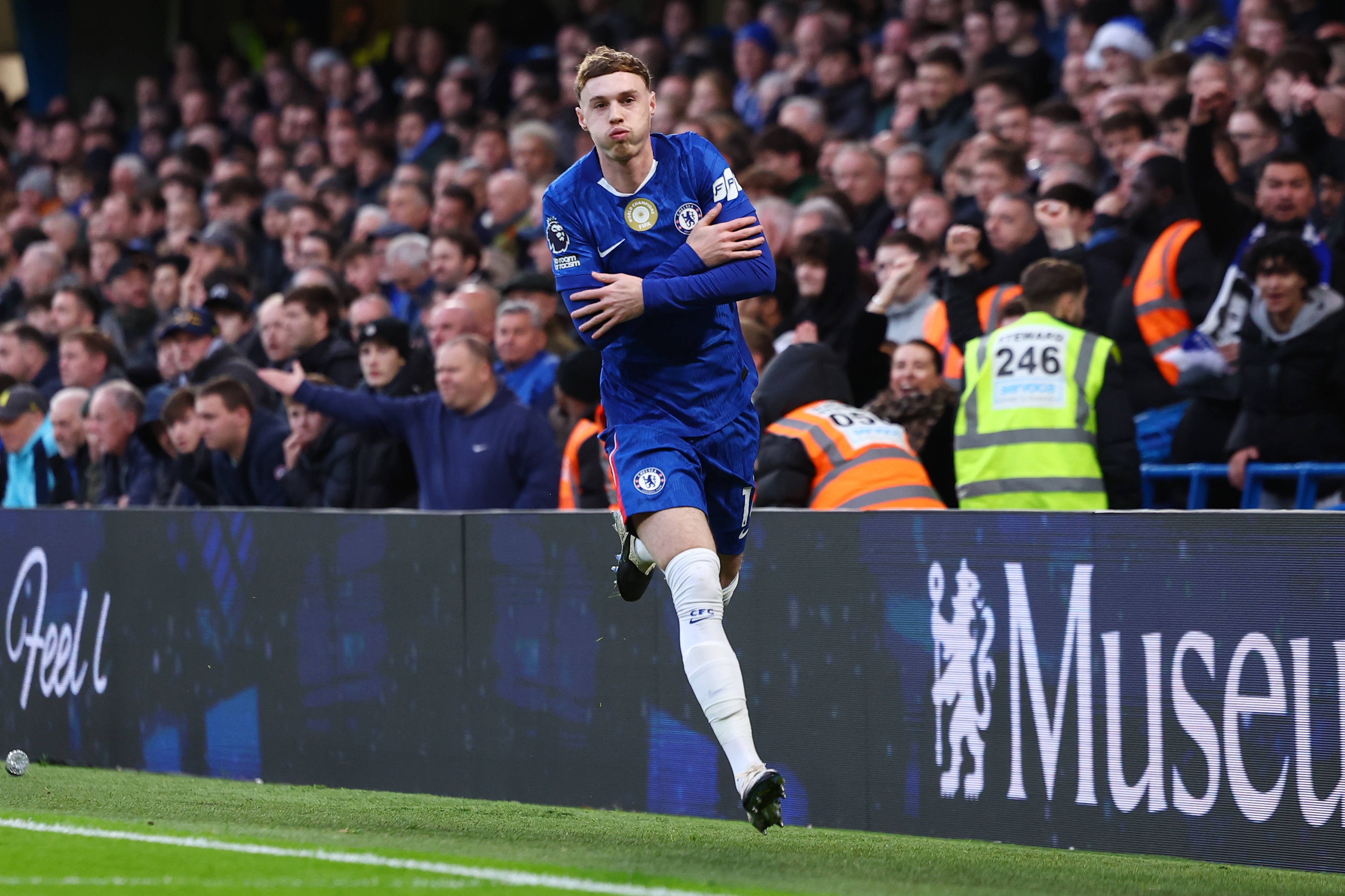 开云体育官网-与曼联传绯闻？天空辟谣：帕尔默是切尔西非卖品，他在球队很开心