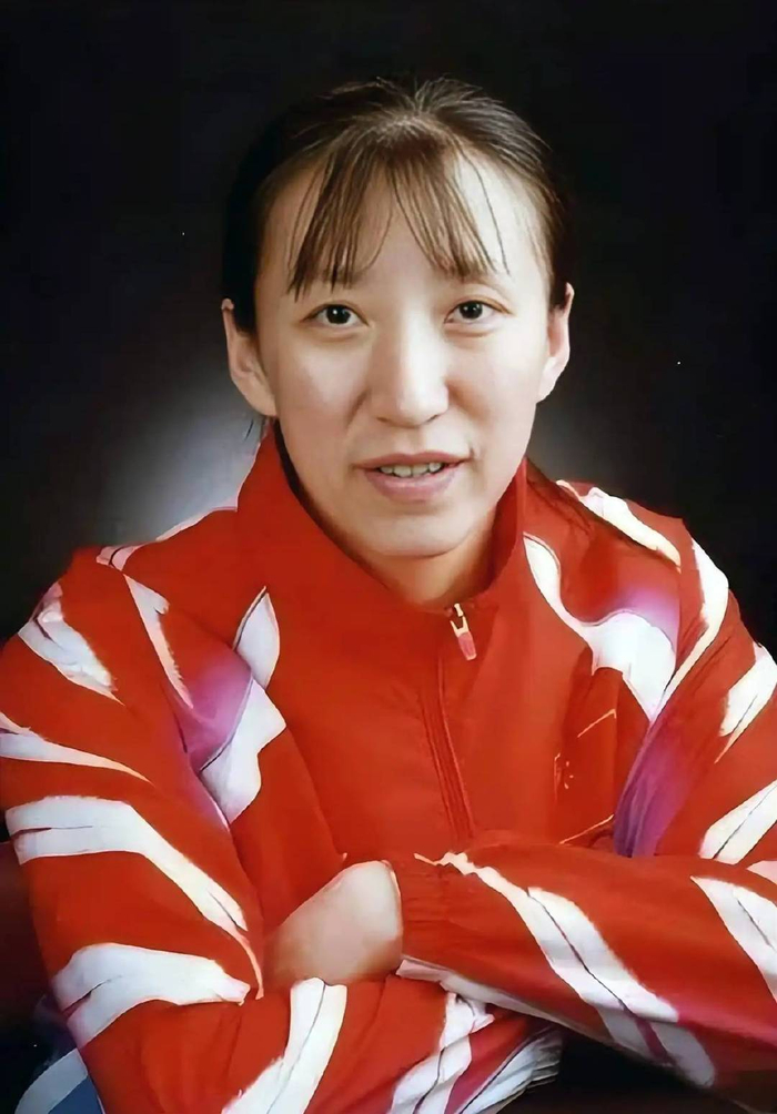 开云体育网址-女排元老赖亚文：33岁结婚，婚后与丈夫分居，回家后儿子不认识她|中国女排|国家队|排球|训练|母亲_新浪体育_新浪新闻